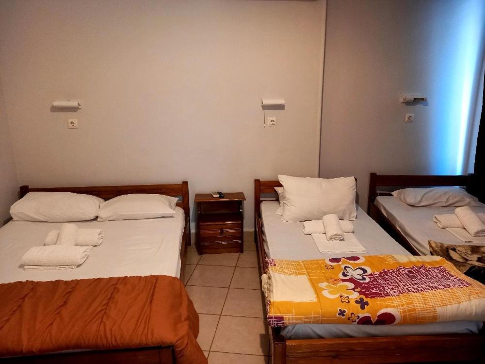 Hotel Korydallos Pireusz Kültér fotó