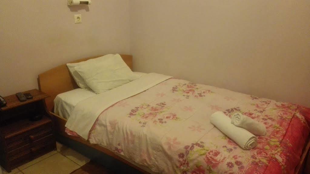 Hotel Korydallos Pireusz Kültér fotó